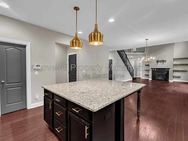 8313 Henderson Rd — Photo 26