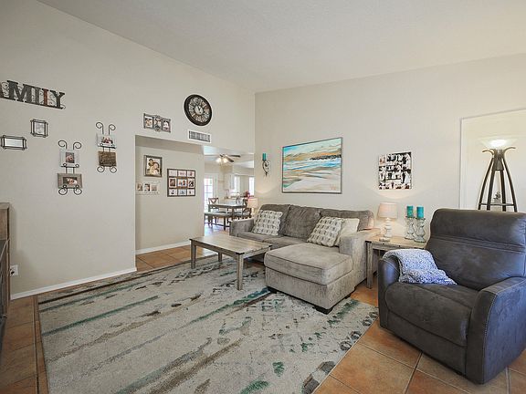 3rd image of 6539 W Sunnyside Dr