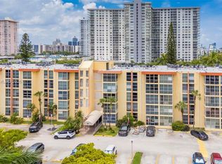200 172nd St APT 112, Sunny Isles Beach, FL 33160