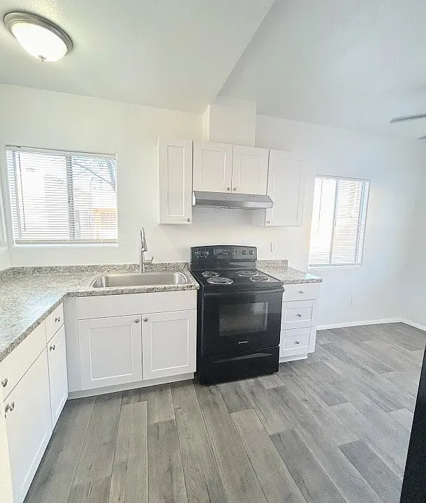 2620-2630 N 14th Ave #7