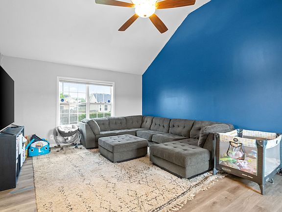 5th image of 1317 Loren Cir