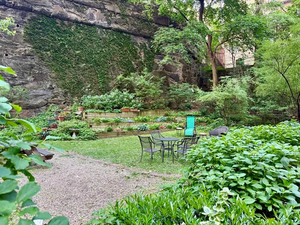 875 West 181st Street image 9 of 18