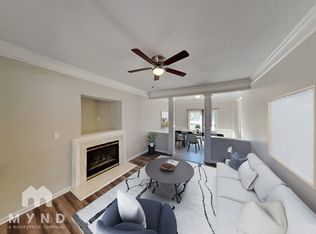 9043 Silver Coach Ln, Charlotte, NC 28273