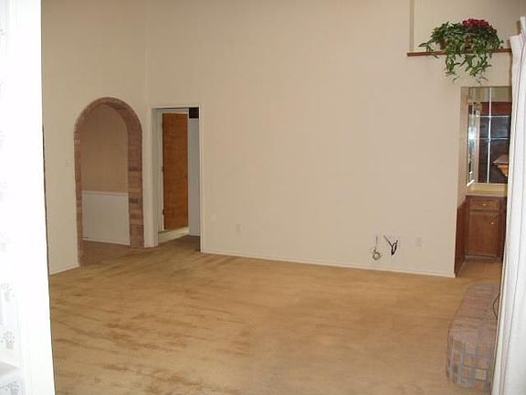 4th image of 7000 Volley Ct
