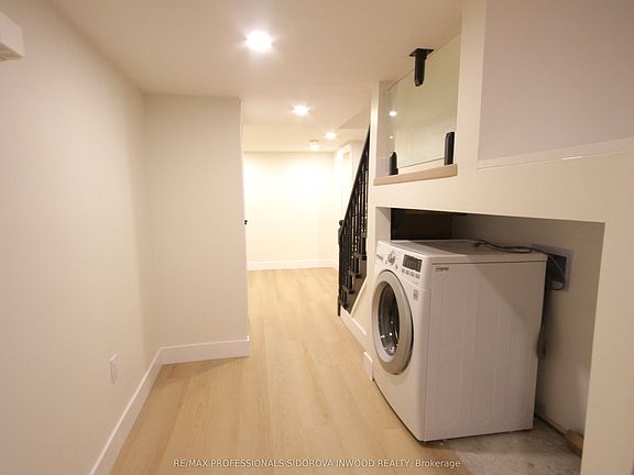 4th image of 52 Rogers Rd #Basement