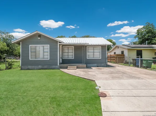 2351 DARLINGTON ST, San Antonio, TX 78237