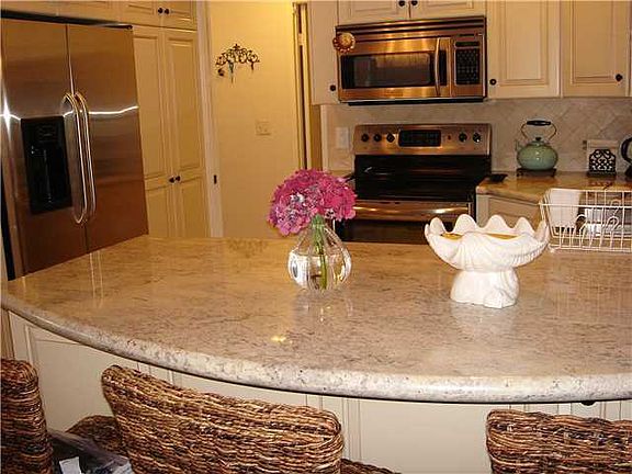 3rd image of 8110 El Paseo Grande Unit 202