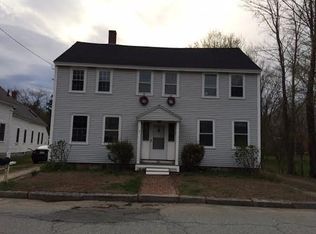 9 W Elm St, Townsend, MA 01474
