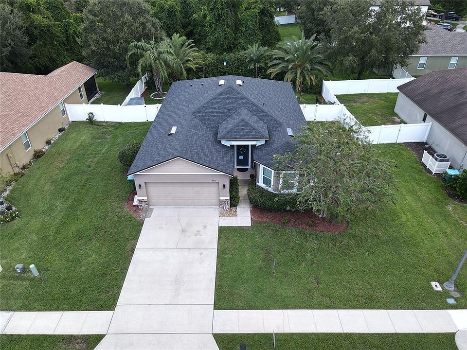 1st image of 940 FALLBROOKE AVENUE