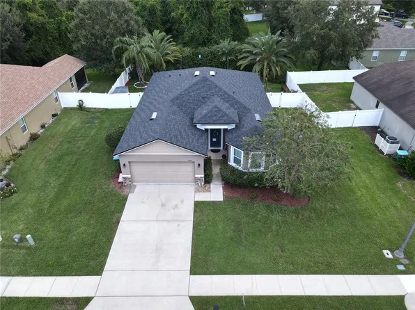 940 FALLBROOKE AVENUE, DELTONA, FL 32725