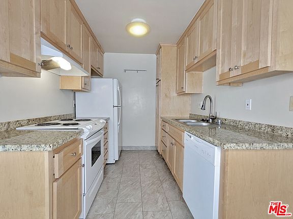 4th image of 1538 11th St