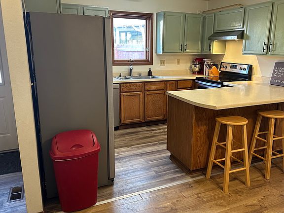 3rd image of 12109 Copper Mountain Dr