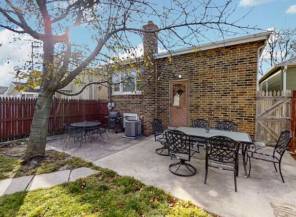 5th image of 3219 N Osage Ave