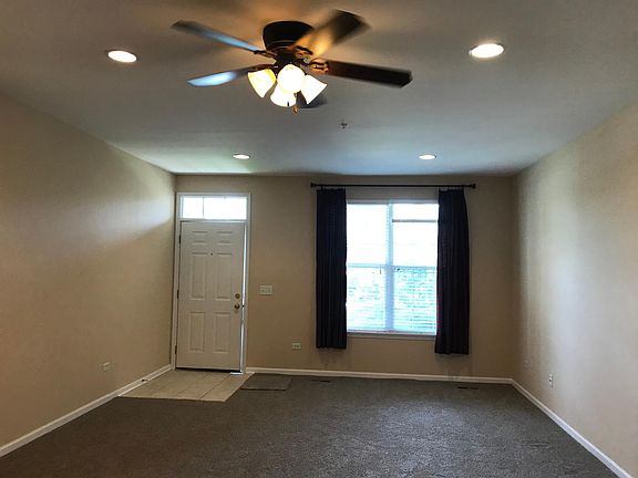 3rd image of 260 Rosehall Dr Unit 120