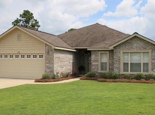 113 Winterberry Rd, Dothan, AL 36301