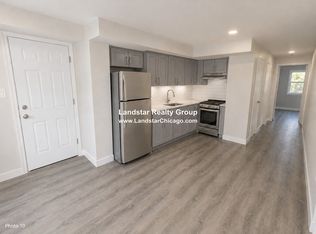 9233 Sally Ln APT 2E, Schiller Park, IL 60176