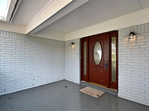 5th image of 5106 NW Meadowbrook Dr