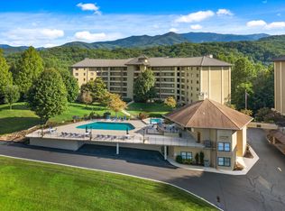1704 Hidden Hills Rd APT 504, Gatlinburg, TN 37738