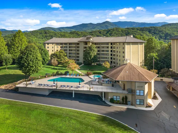 1704 Hidden Hills Rd APT 504, Gatlinburg, TN 37738