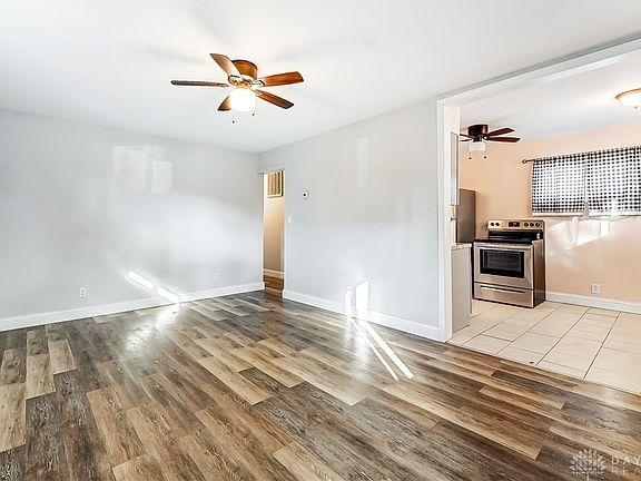 4th image of 1629 Windemere Dr