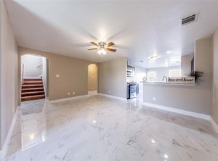 858 Sun Prairie Dr, Houston, TX 77090
