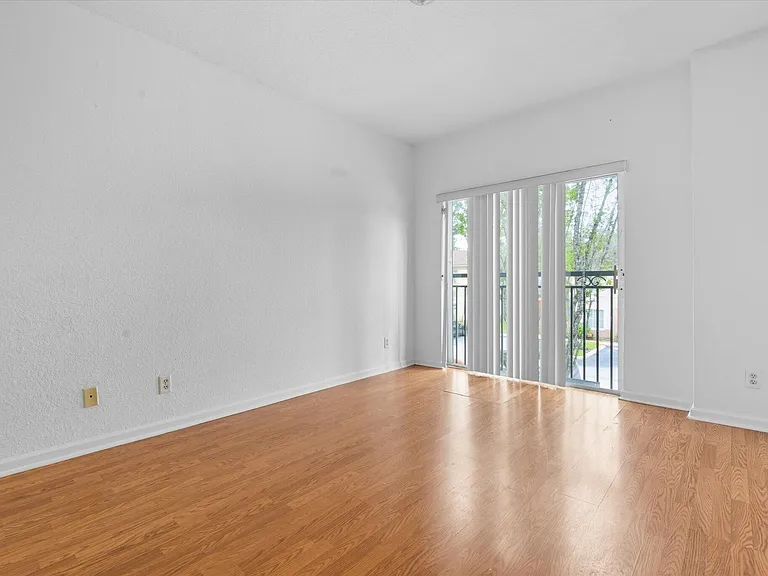 1407 S Santa Catalina Cir — Photo 4
