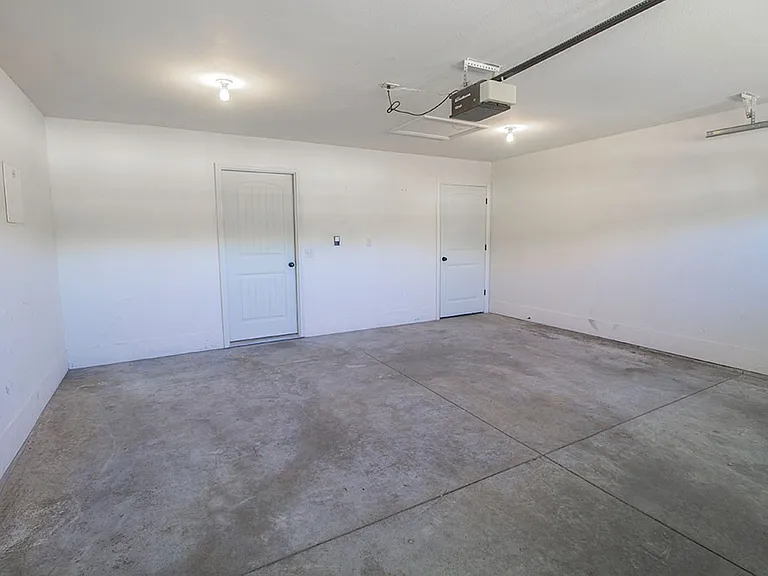 4612 Dehaven Dr — Photo 31