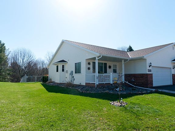 2nd image of 745 Diamond Ln
