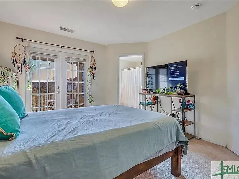 137 Fairgreen St — Photo 9