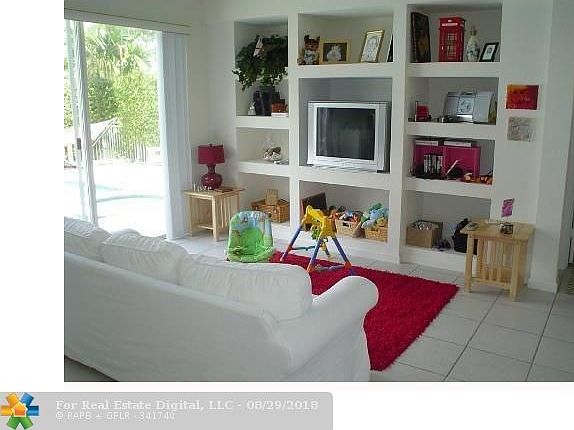 Den/Family/Great Room