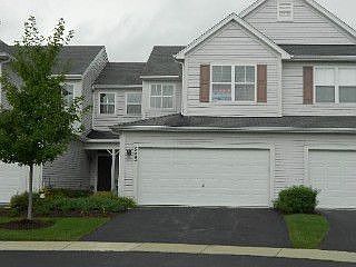 1st image of 525 Heritage Ct