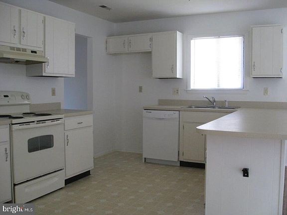 4th image of 134 Harvest Rd