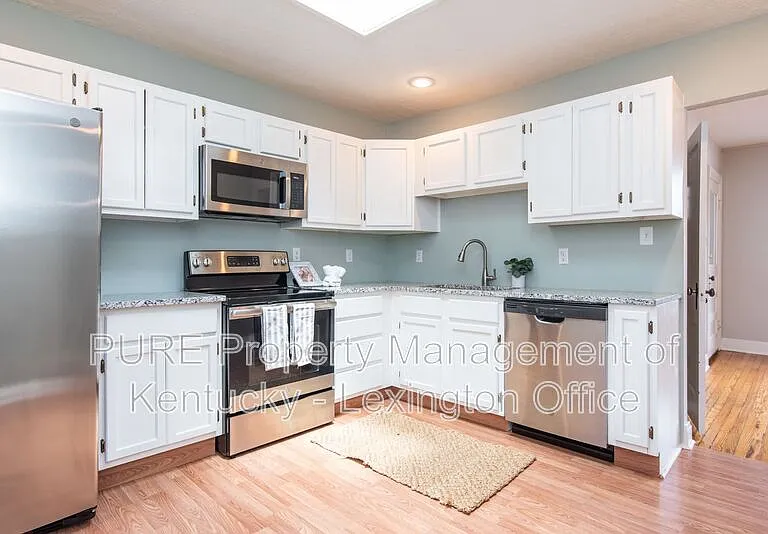 720 E Main St #2 — Photo 9
