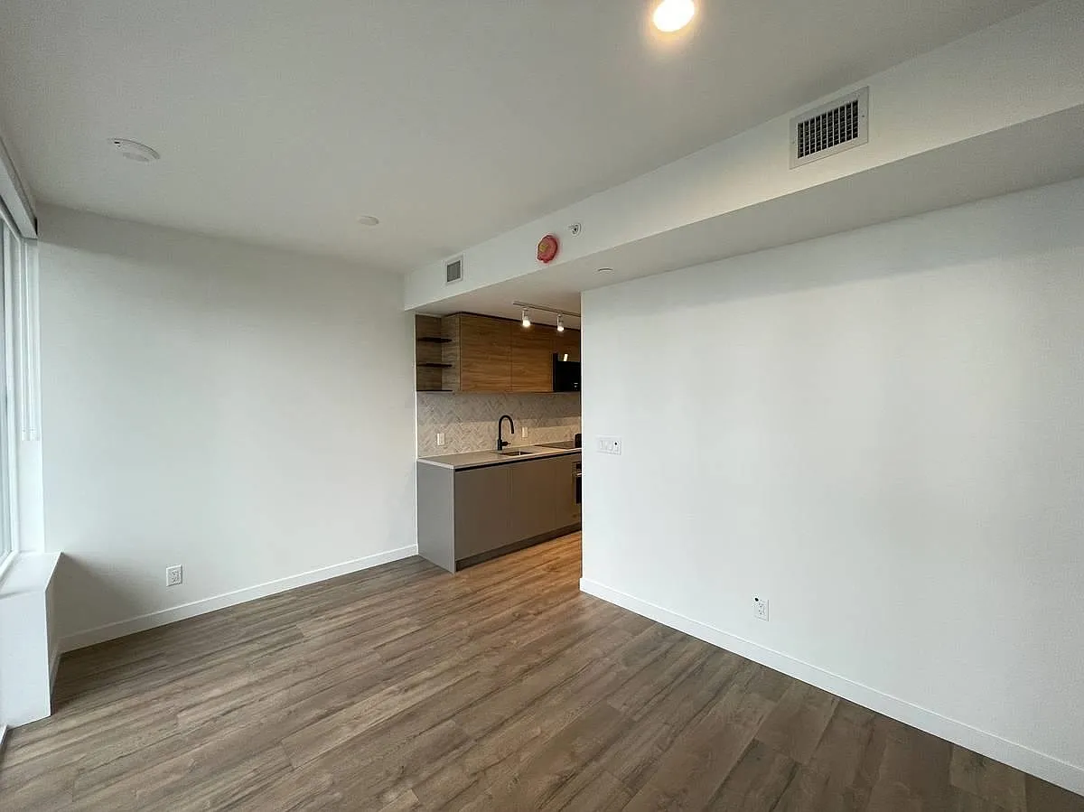 1 bed, 410 sqft, $1,580 — Photo 3