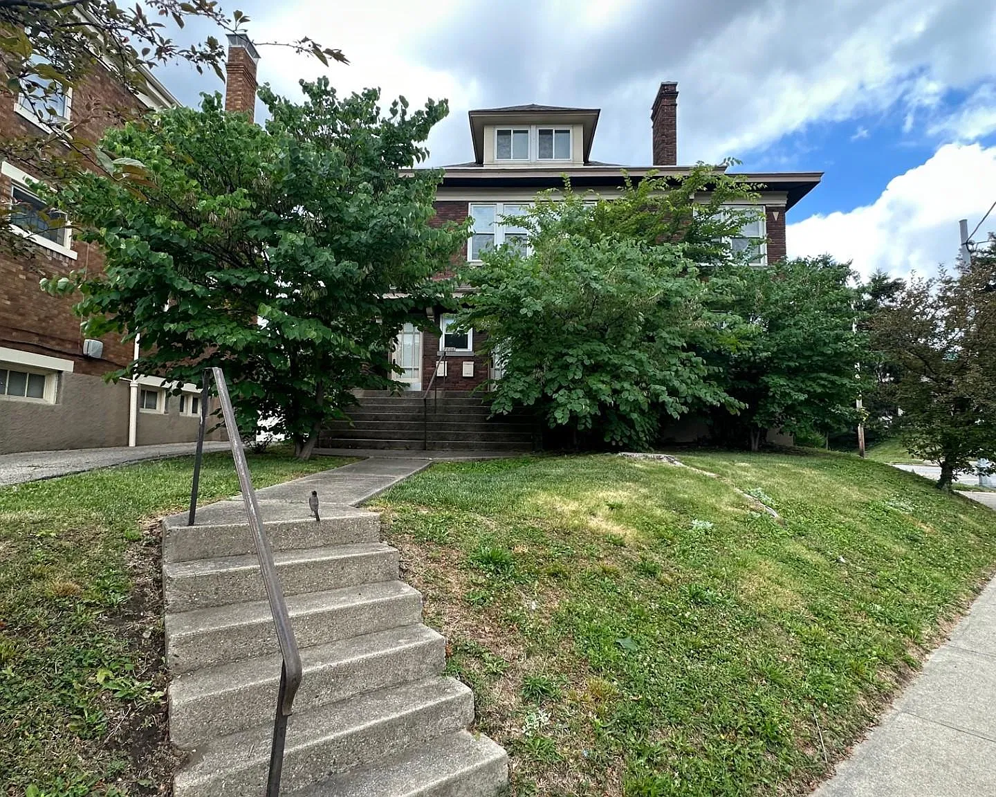 4 bed, 2650 sqft, $2,750 — Photo 1