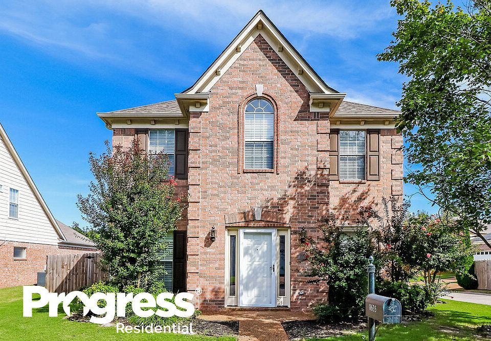 1st image of 8635 Valmont Cres