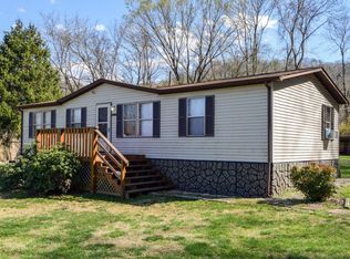 4816 W River Rd, Salem, VA 24153