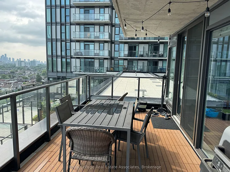 1285 Dupont St #1309 — Photo 20