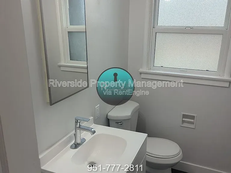 3900 5th St #18 — Photo 8