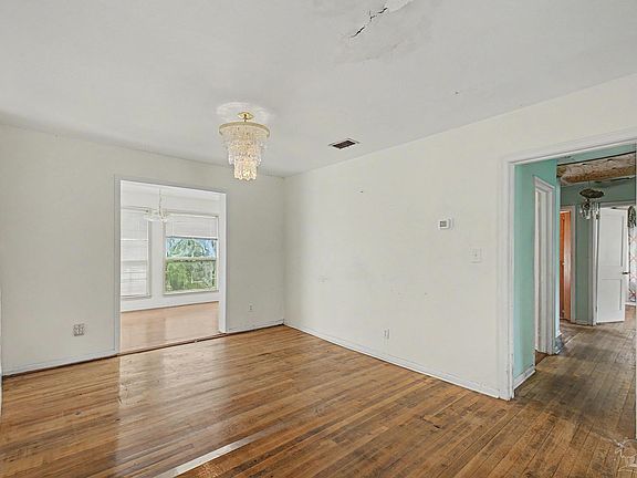 5th image of 333 Gibbs Rd