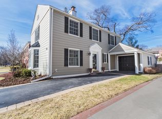 2204 Thornwood Ave, Wilmette, IL 60091