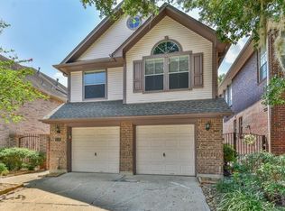 12912 Kingsbridge Ln, Houston, TX 77077