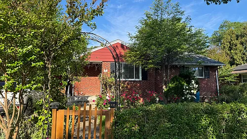 1911 Henry Rd Photo 1