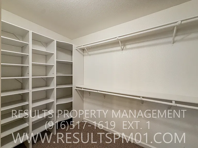 4891 Knightswood Way — Photo 33