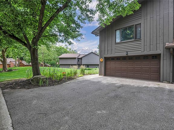 3rd image of 7444 Mill Race Ln
