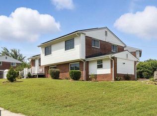 1304 Ray Rd, Hyattsville, MD 20782