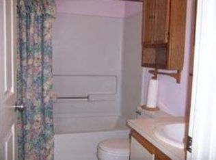 26 NE Village Rd, Concord, NH 03301