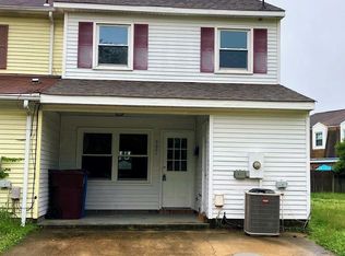 3001 N Radcliffe Ln, Chesapeake, VA 23321