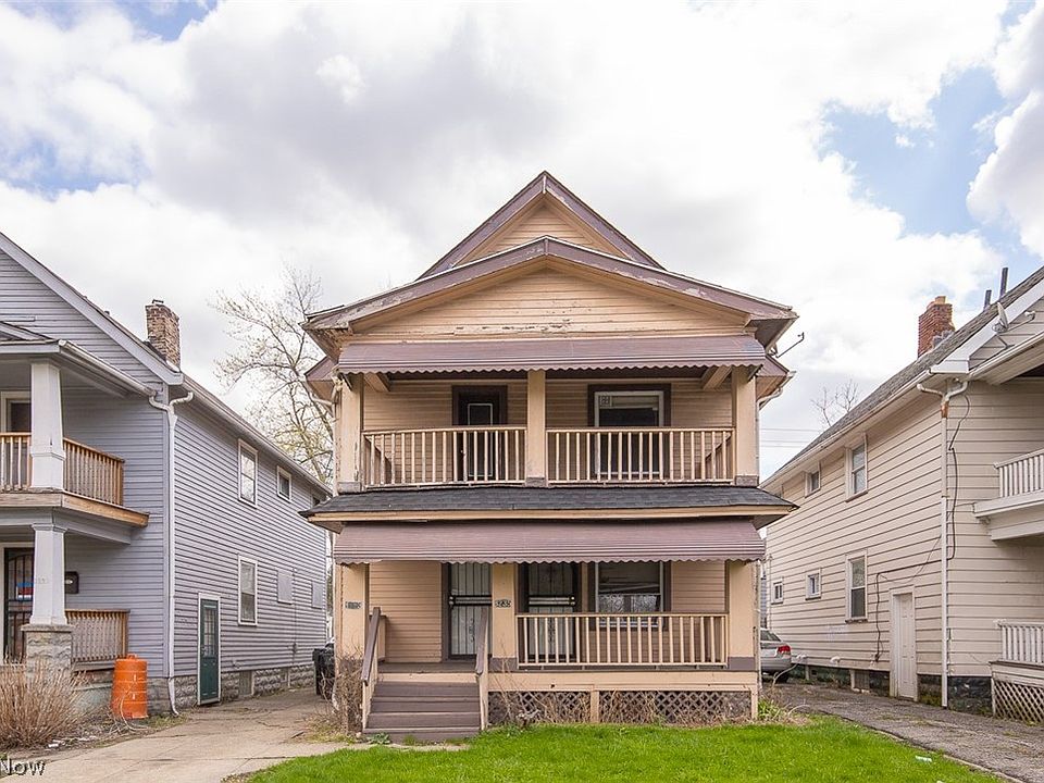 1st image of 3233 E 132nd St