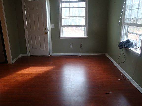 2nd image of 1112 Beauvoir Dr